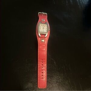 Fossil Smartwatch with pink Leather Strap